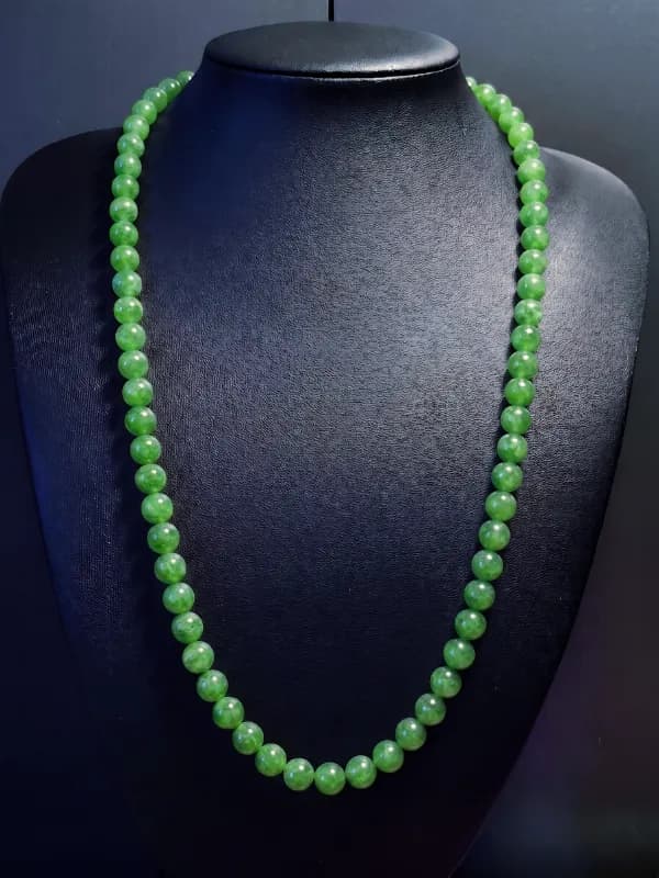 Collar Jade